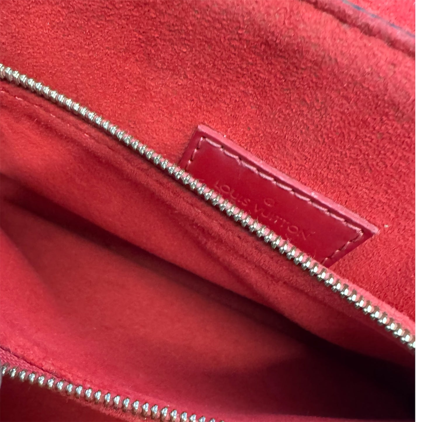 Louis Vuitton Caïssa Clutch