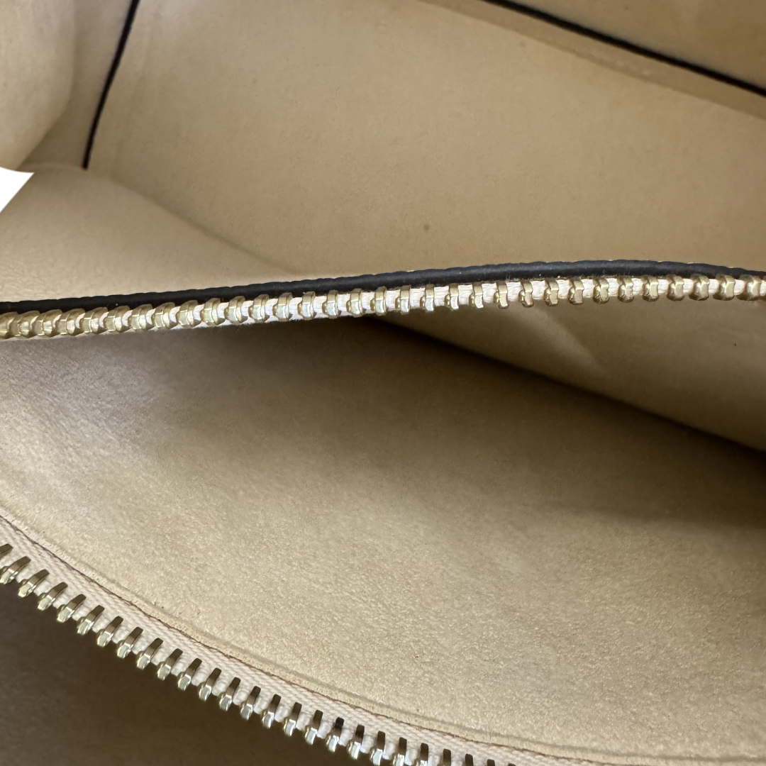 Louis Vuitton NeoNoe Bucket Bag in Crème Empreinte Leather