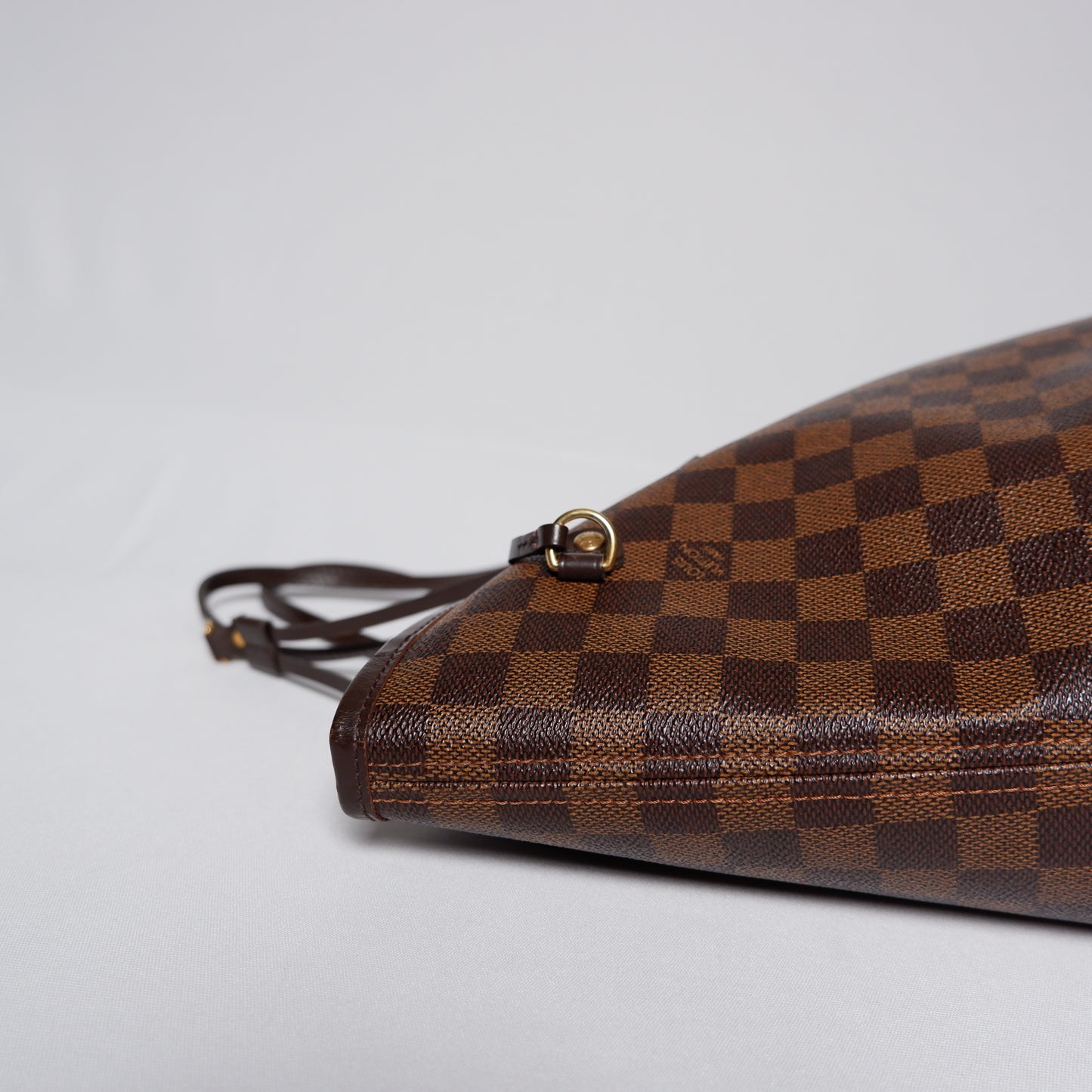 Louis Vuitton Damier Ebene Canvas Neverfull MM Bag