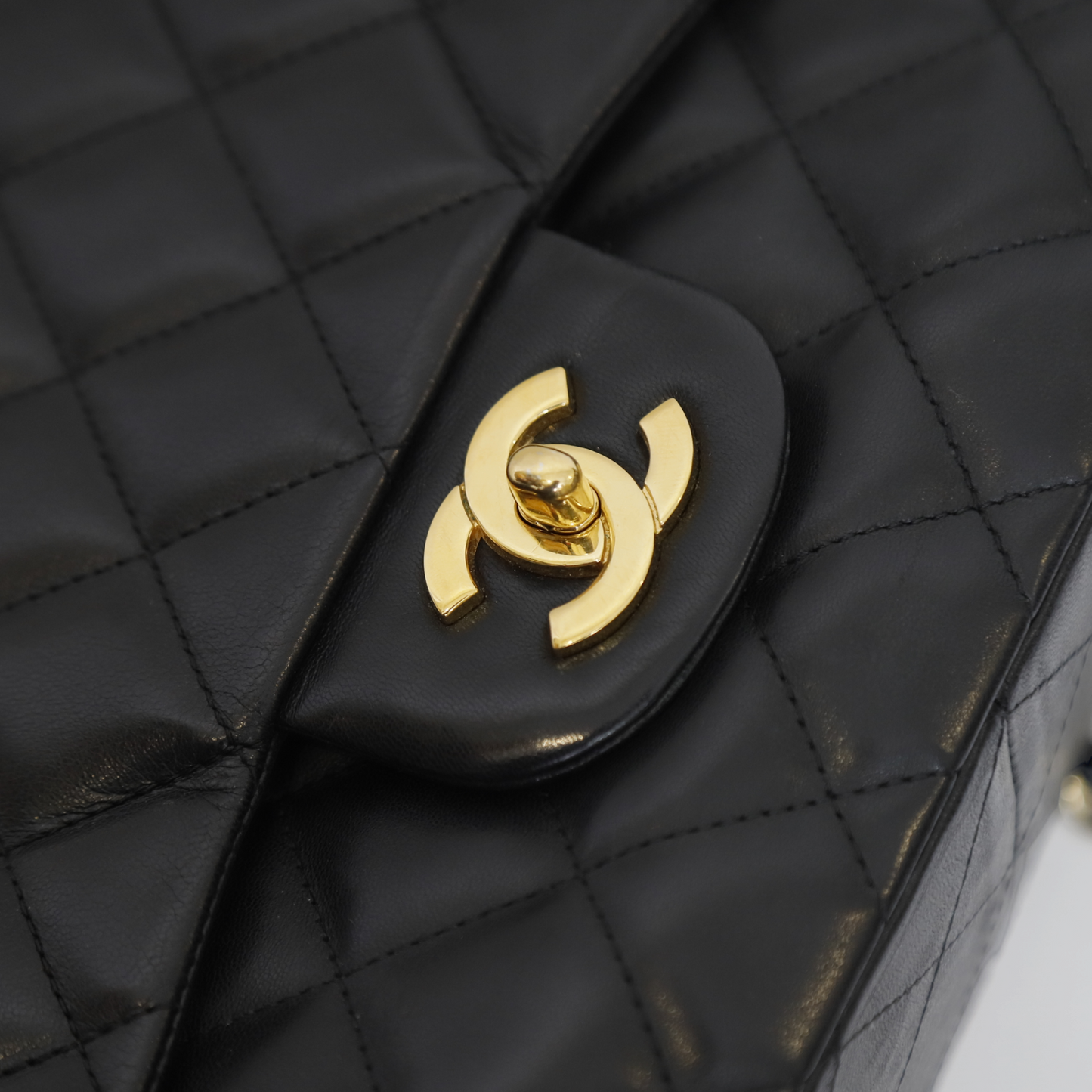 Chanel Classic Jumbo Single Flap Bag