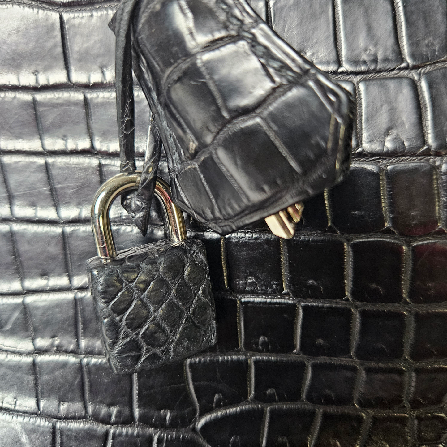 Hermès Birkin 35cm in Shiny Black Porosus Crocodile Leather with Palladium Hardware
