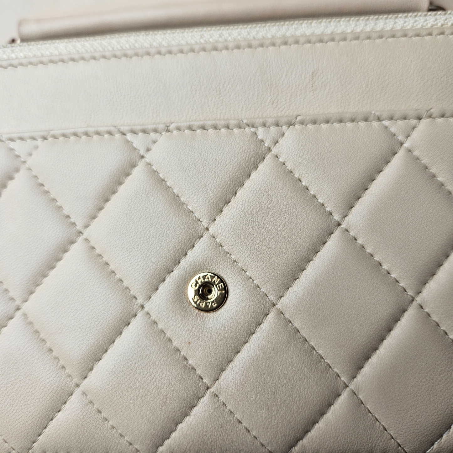 Chanel Beige/Burgundy Classic Wallet on Chain
