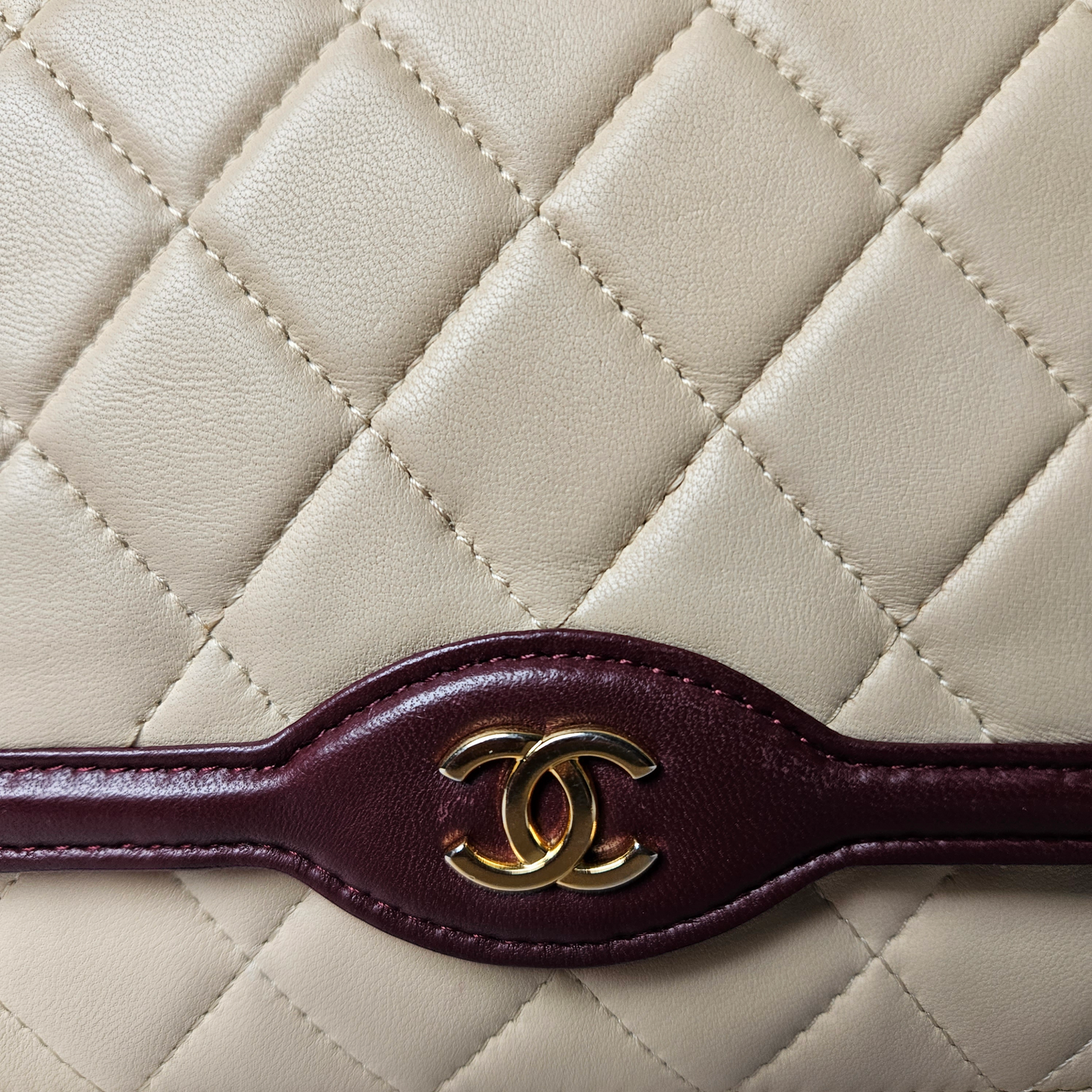 Chanel Beige/Burgundy Classic Wallet on Chain