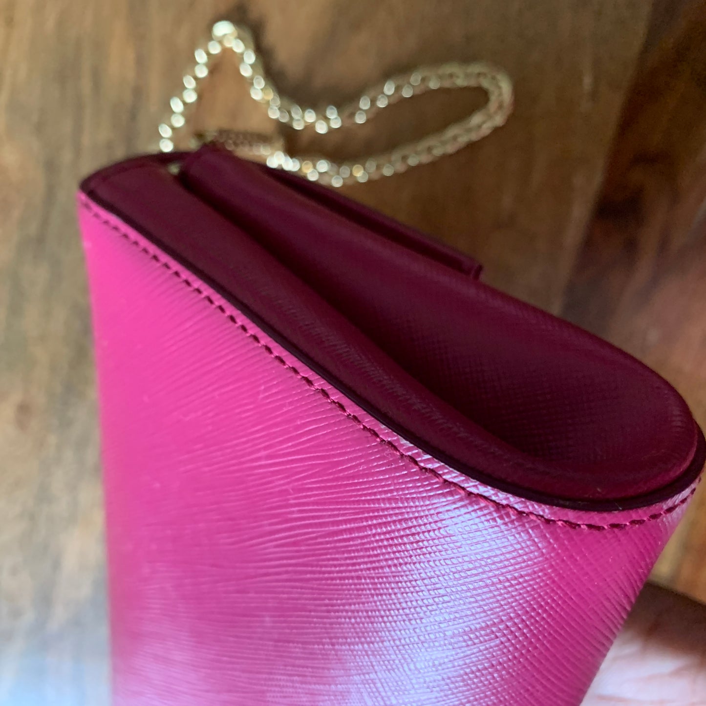 Salvatore Ferragamo Vala Bow Shoulder Chain Bag