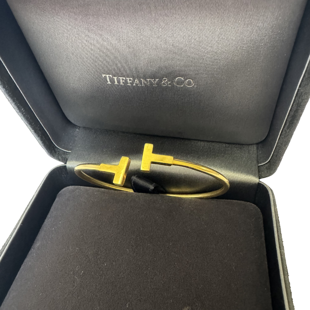 Tiffany & Co. T Wire Bracelet in 18K Yellow Gold