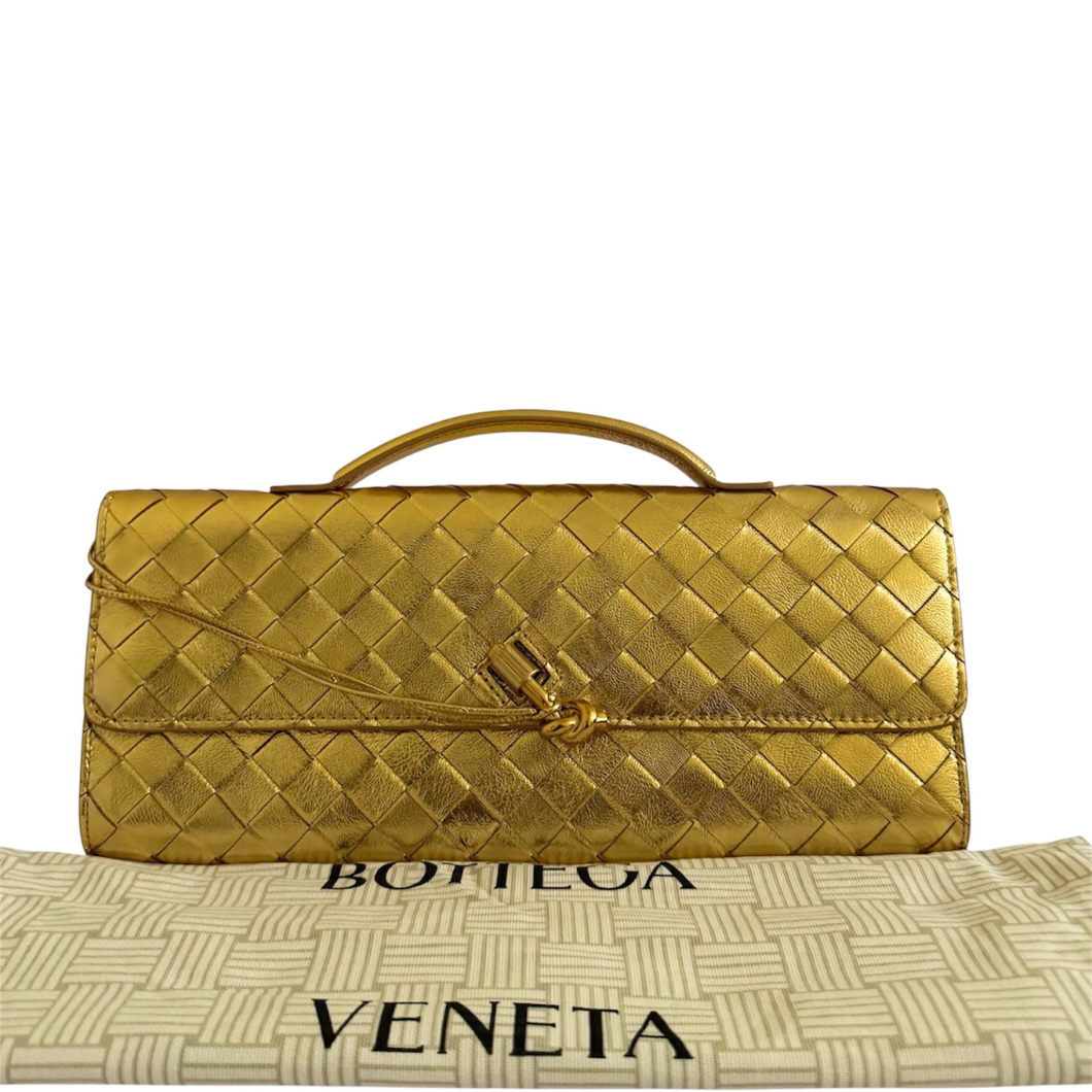 Bottega Veneta Andiamo Clutch in Metallic Gold Leather