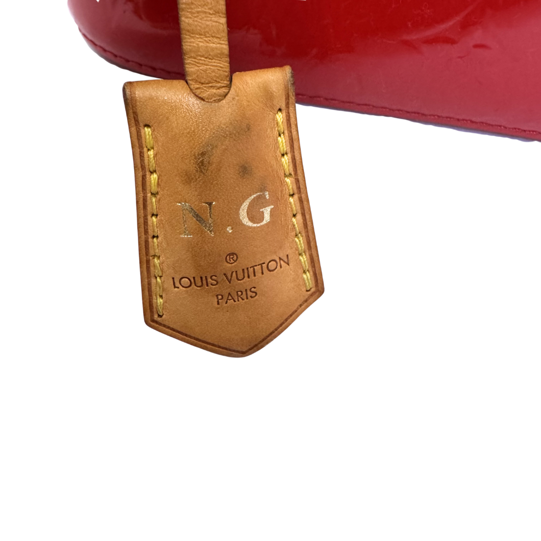 Louis Vuitton Brea MM in Pomme d'Amour Patent Leather