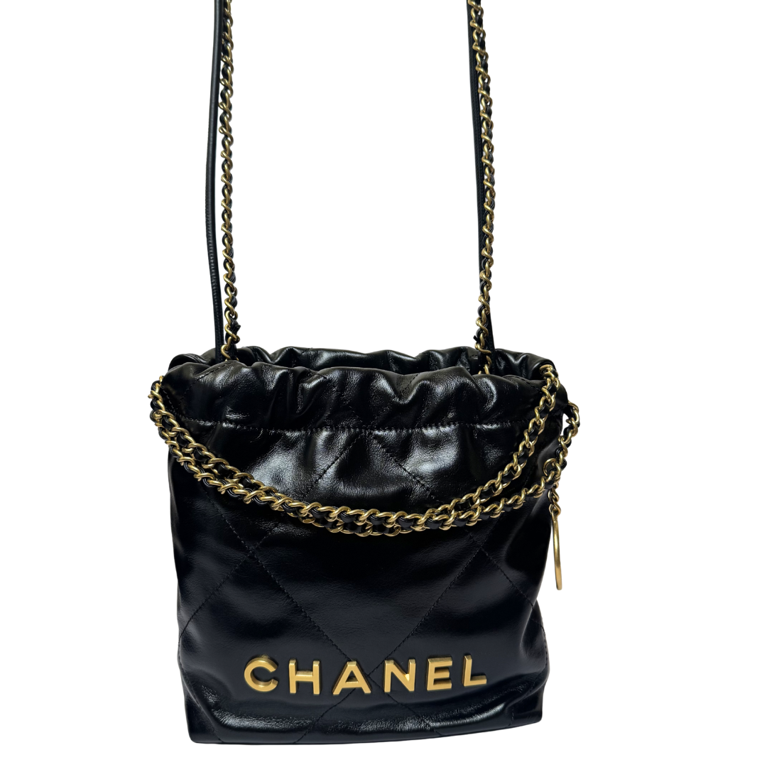 Chanel 22 Mini Bag in Black Calfskin Leather
