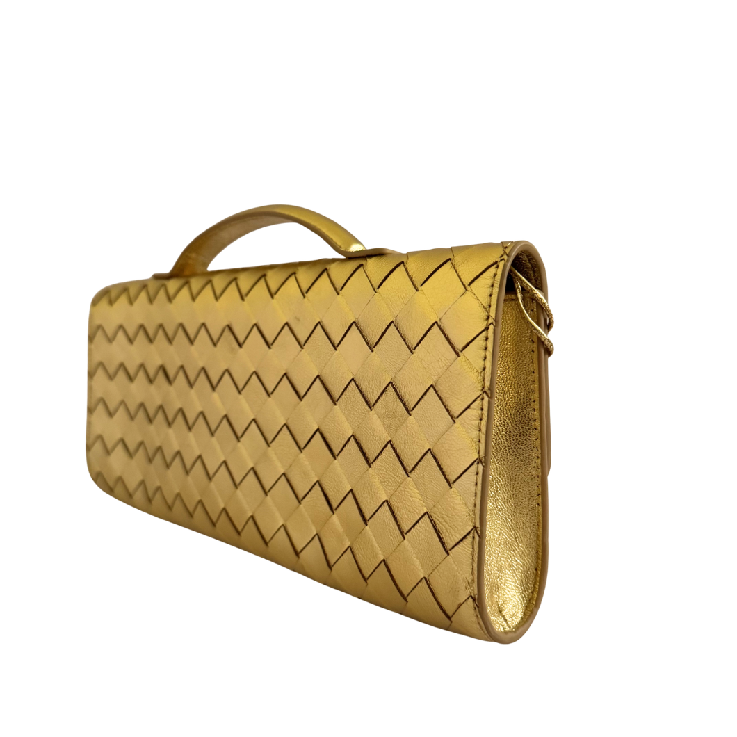 Bottega Veneta Andiamo Clutch in Metallic Gold Leather