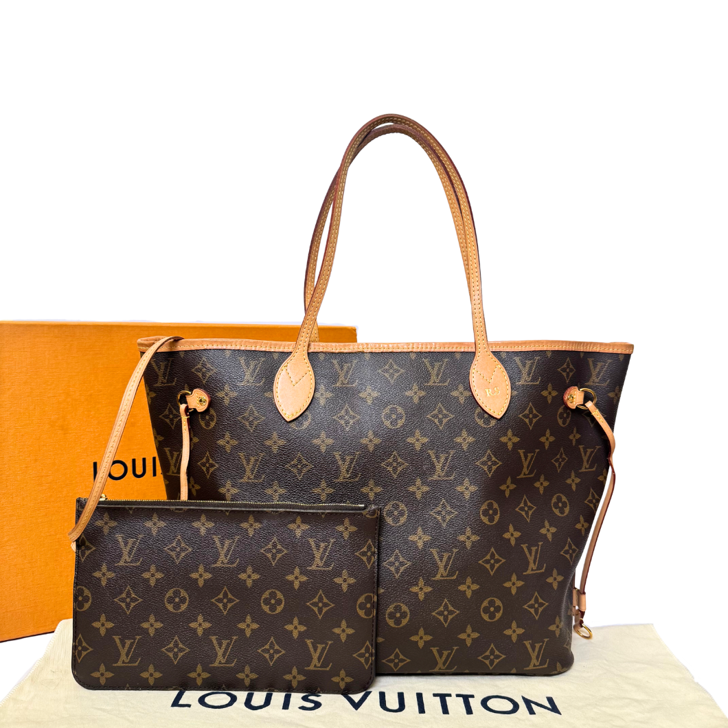 Louis Vuitton Neverfull MM in Monogram Canvas