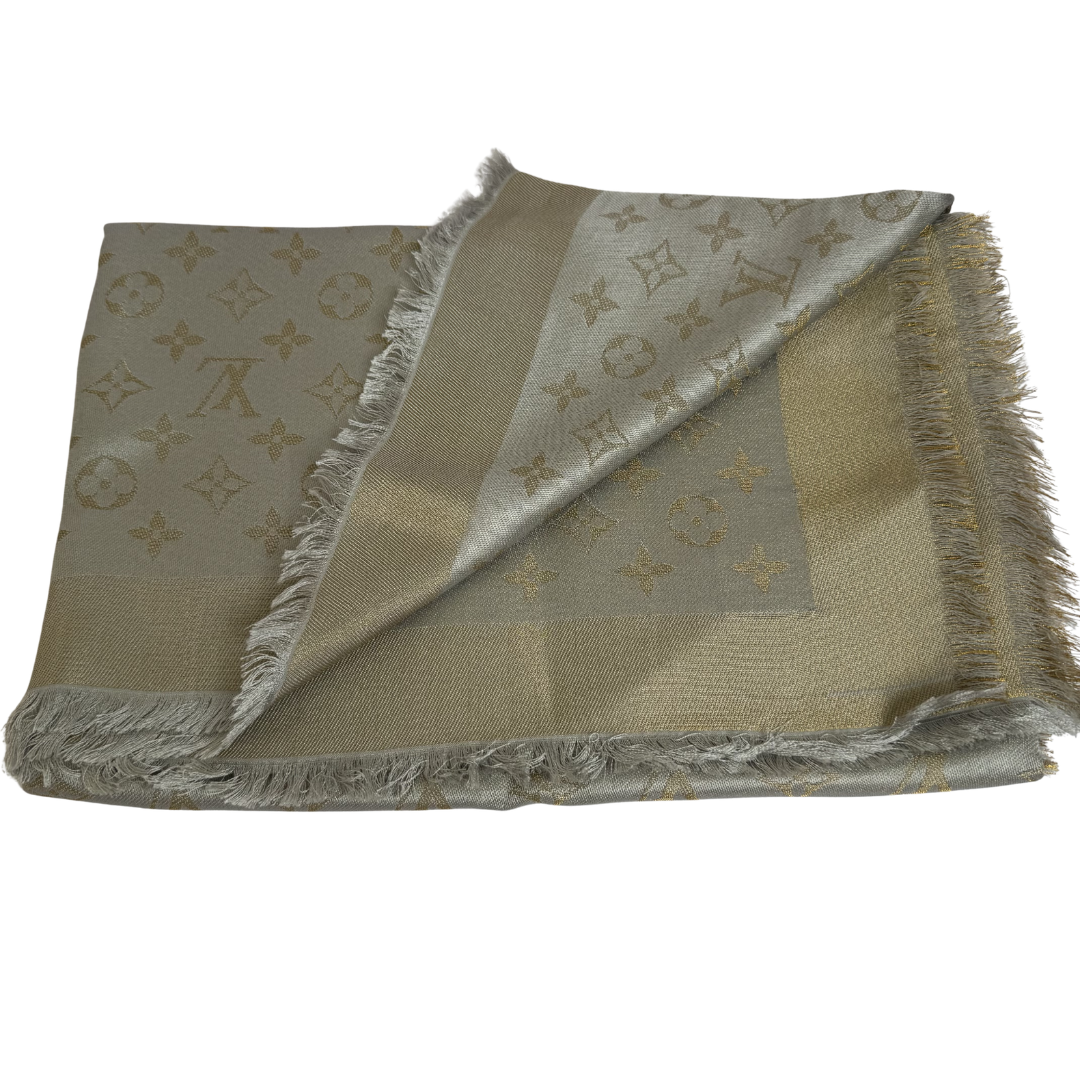 Louis Vuitton Monogram So Shine Shawl – Light Grey