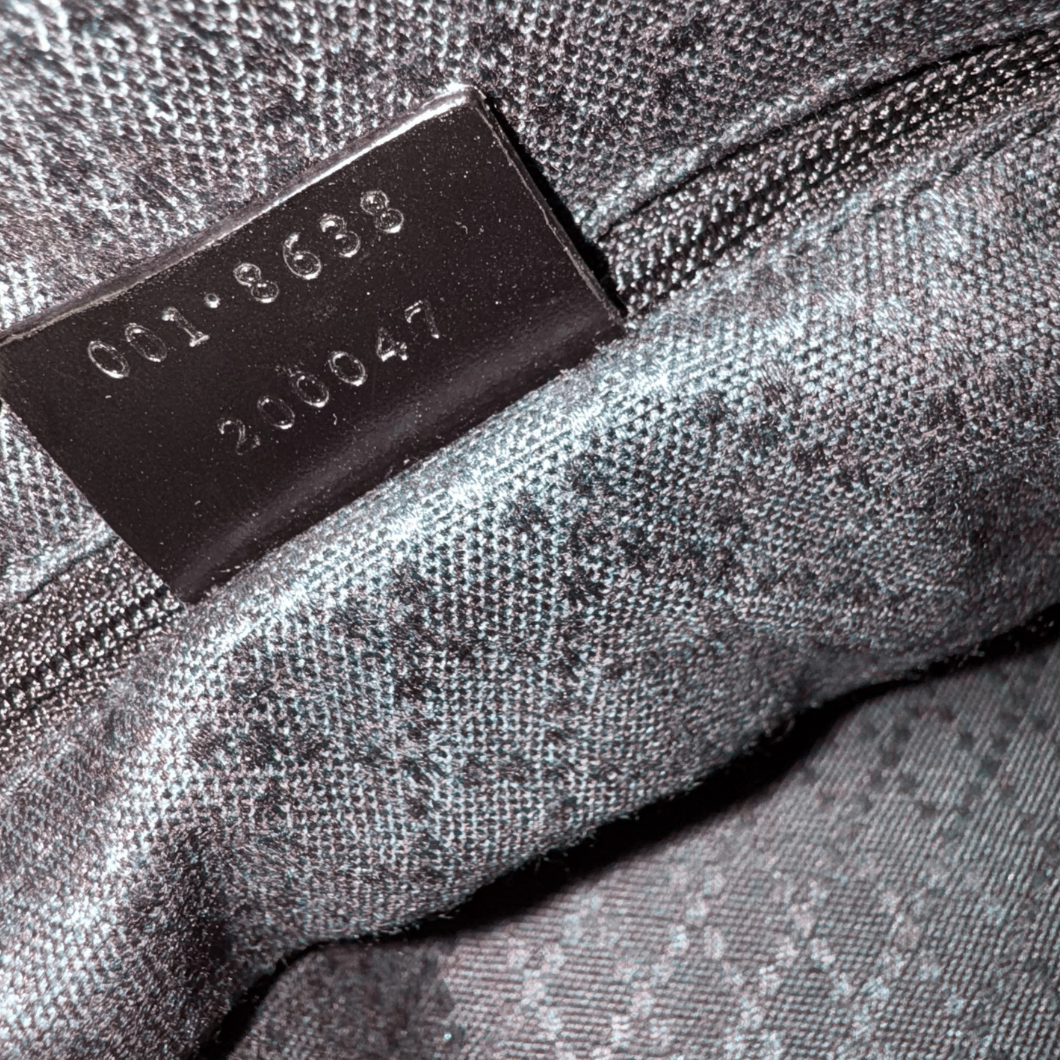 Gucci Bamboo Suede Shoulder Bag in Black
