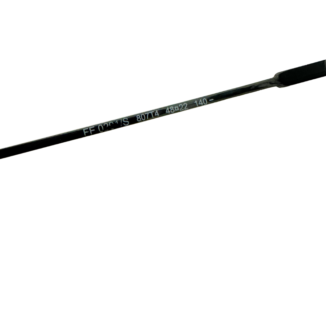 Fendi Eyeline Sunglasses in Black