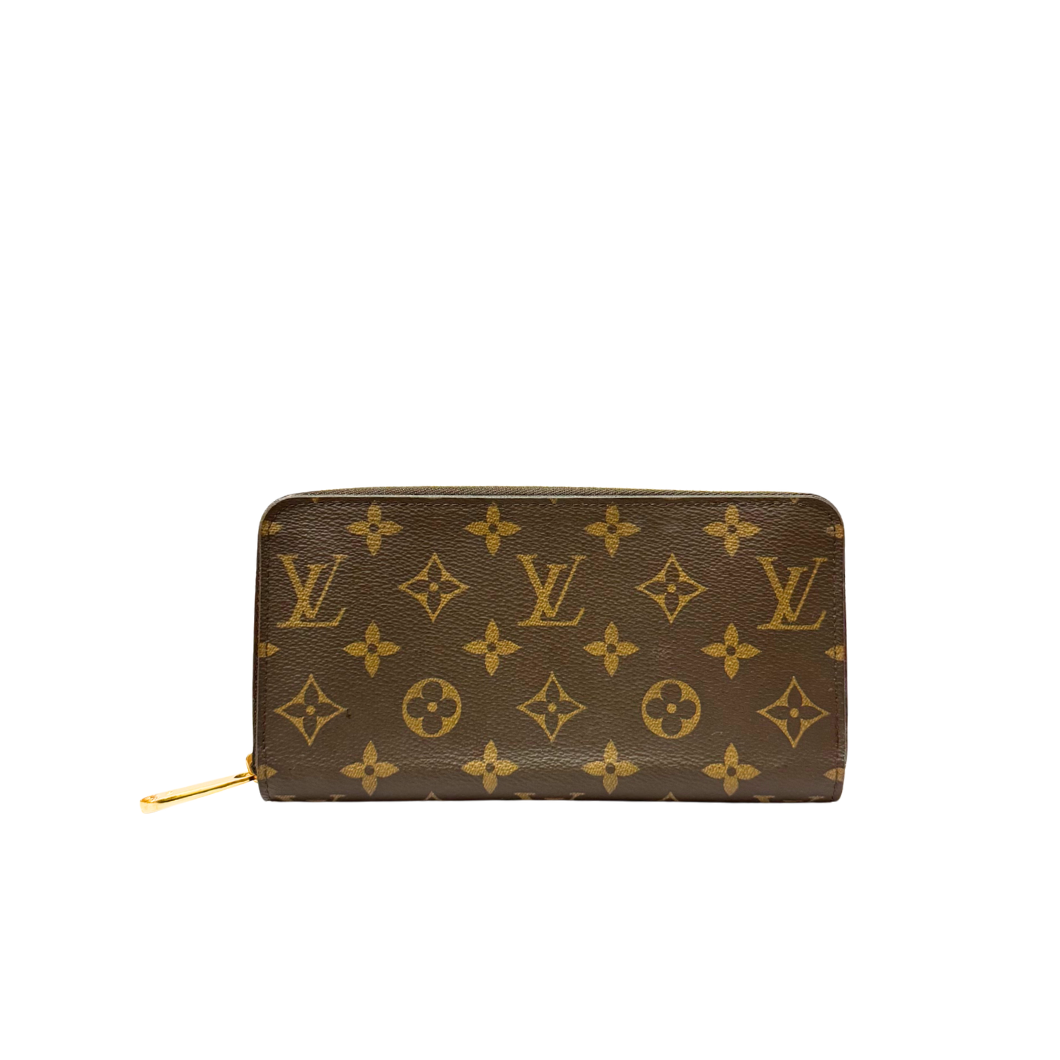 Louis Vuitton Zippy Wallet in Monogram Canvas