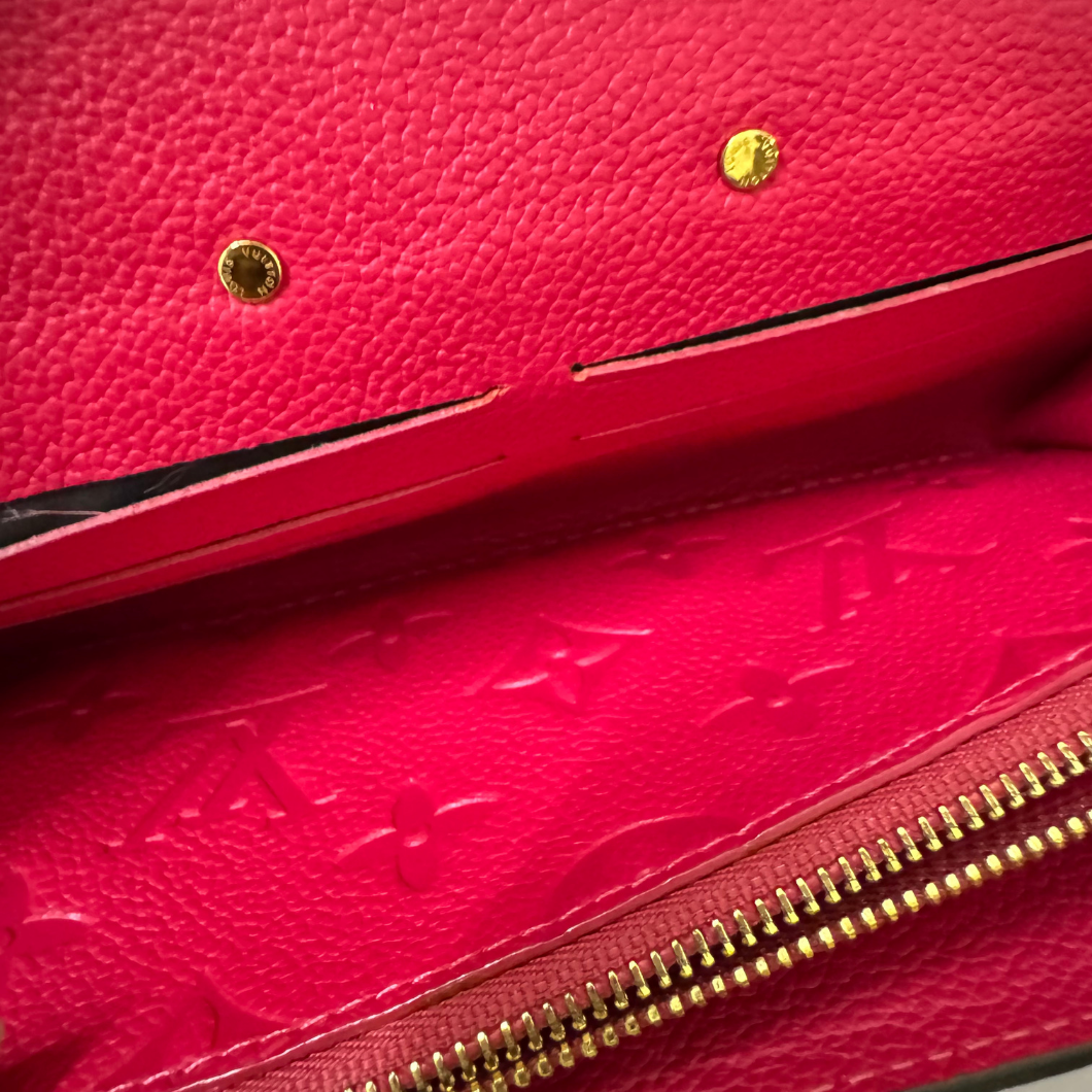 Louis Vuitton Métis Wallet in Fuchsia Monogram Empreinte