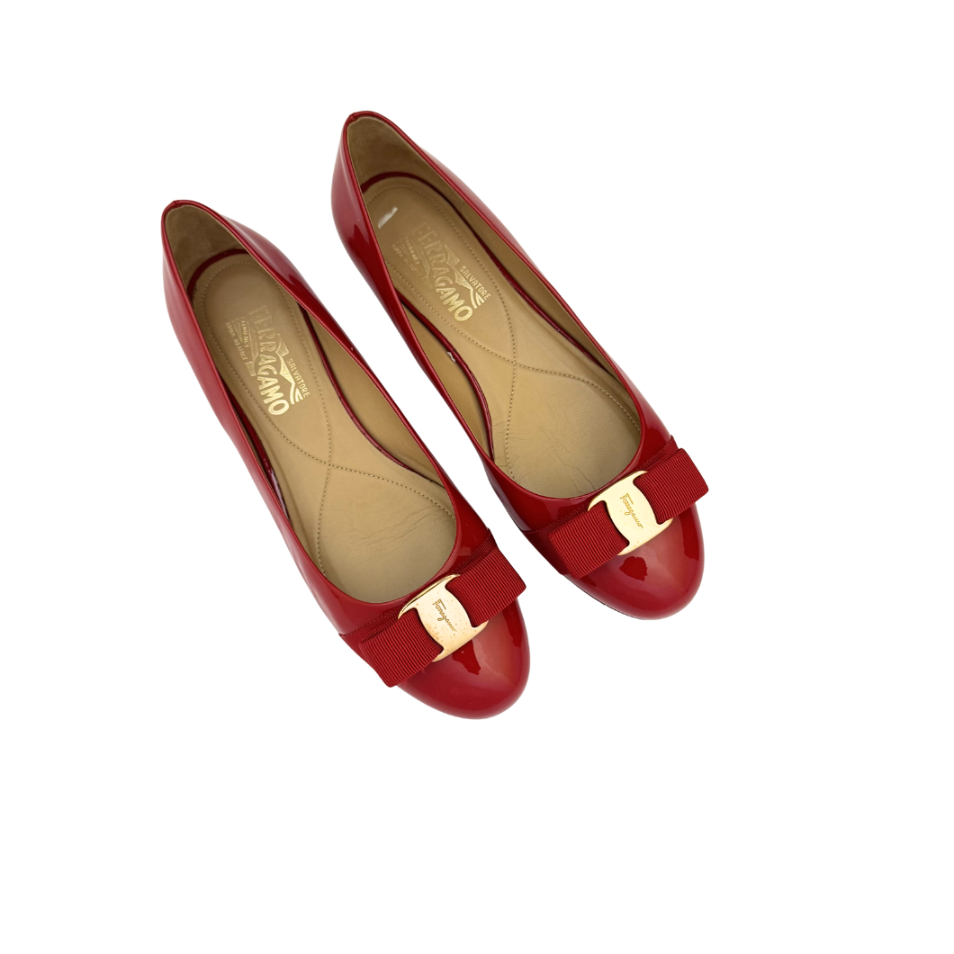 Salvatore Ferragamo Vara Bow Ballet Flats in Red Patent Leather, Size 39