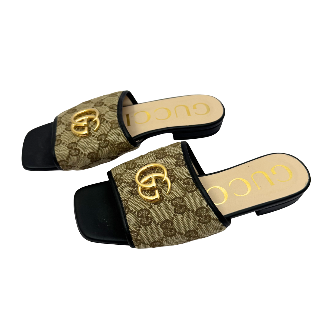 Gucci GG Marmont Matelassé Slides - Size 35.5