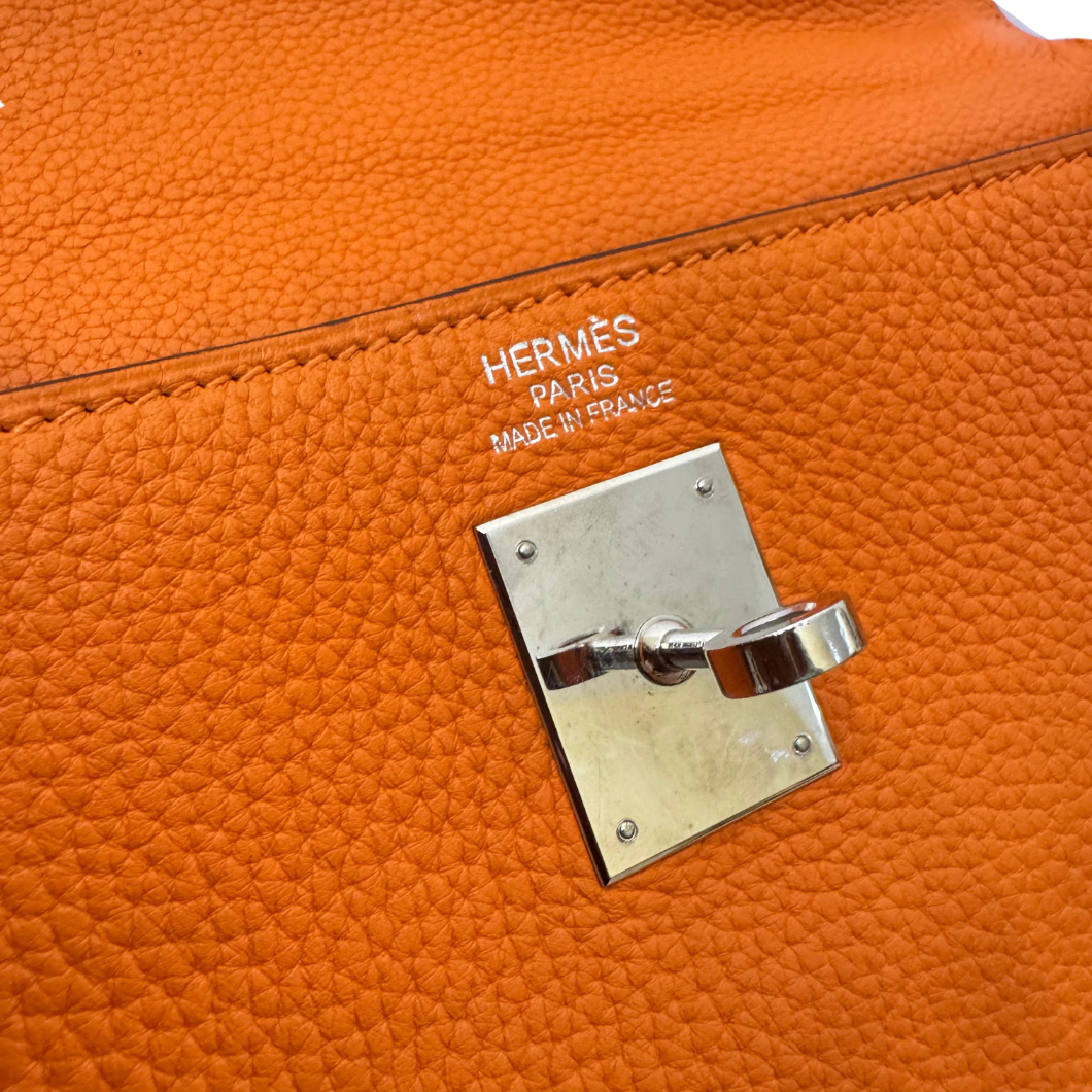 Hermès Kelly 35 Retourné in Orange Clemence Leather