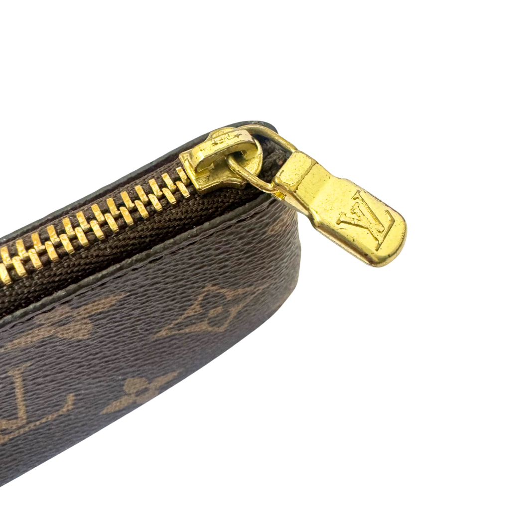 Louis Vuitton Monogram Key Pouch (Pochette Clés)