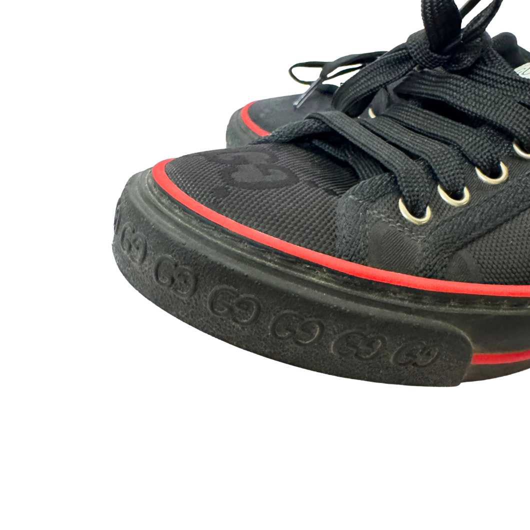 Gucci GG Canvas Low-Top Sneakers in Black, Size 35