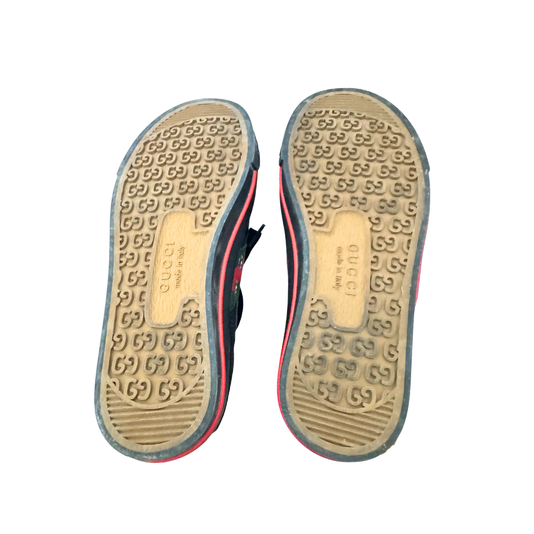 Gucci GG Canvas Low-Top Sneakers in Black, Size 35