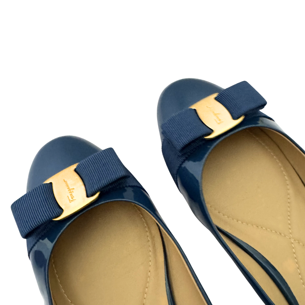 Salvatore Ferragamo Vara Bow Ballet Flats in Blue Patent Leather, Size 39