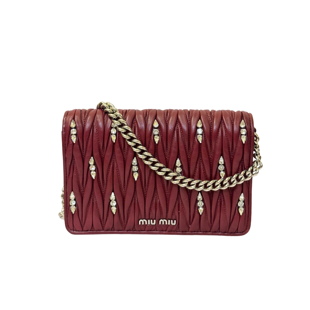 Miu Miu Matelassé Wallet on Chain in Burgundy