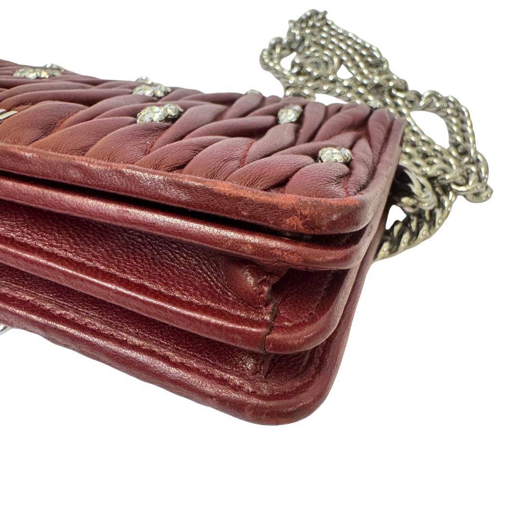 Miu Miu Matelassé Wallet on Chain in Burgundy