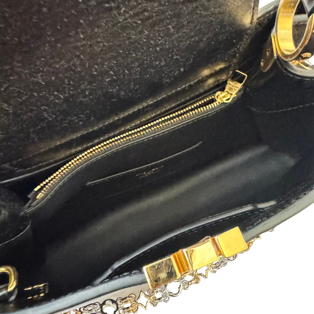 Louis Vuitton Capucines MM Souple in Black Leather