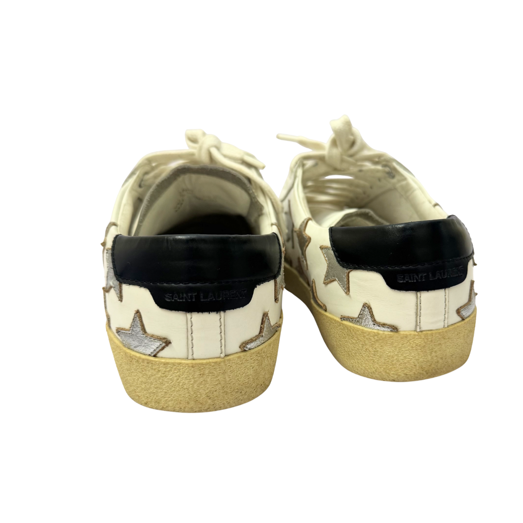 Saint Laurent Low Top Sneakers in White Leather with Star Patch, Size 39