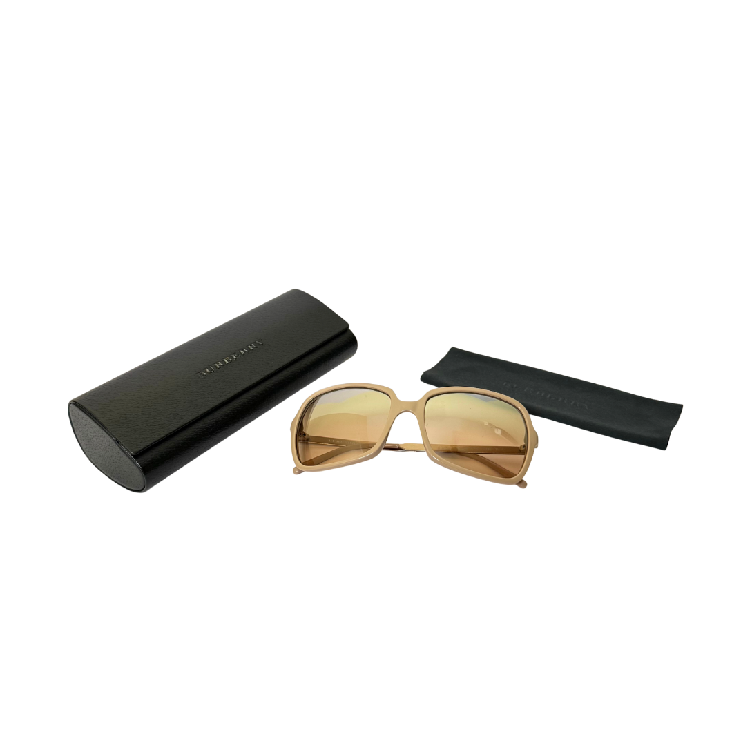 Burberry Caroll Sunglasses in Brown