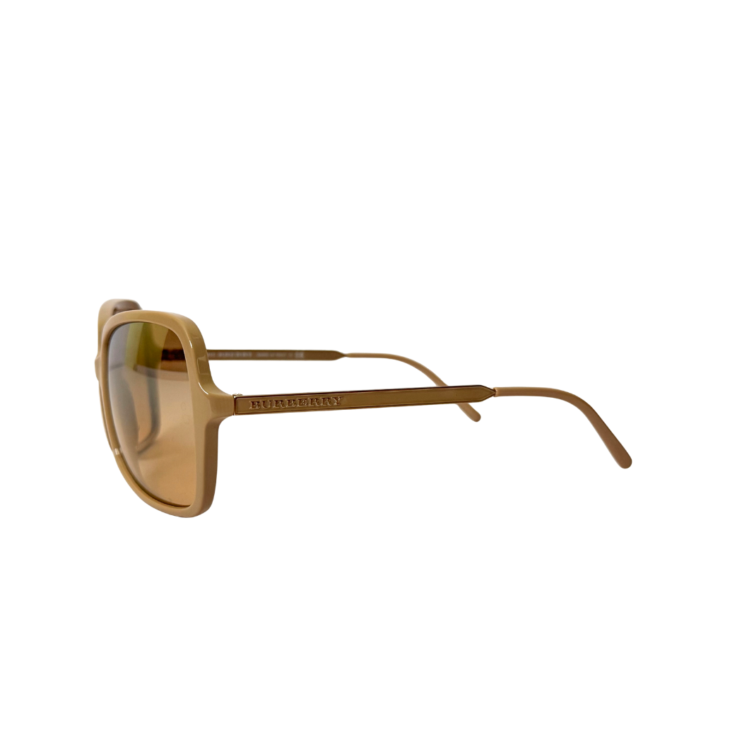 Burberry Caroll Sunglasses in Brown