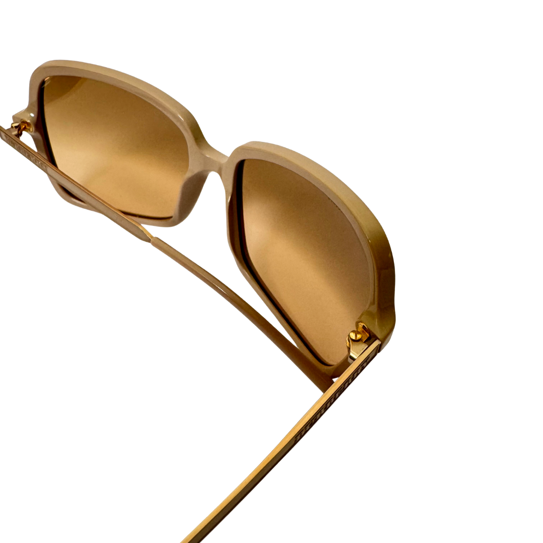 Burberry Caroll Sunglasses in Brown