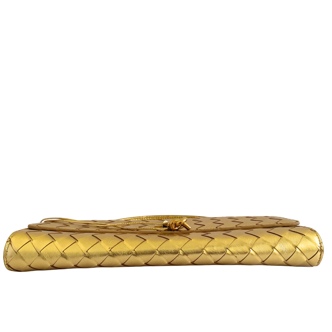Bottega Veneta Andiamo Clutch in Metallic Gold Leather