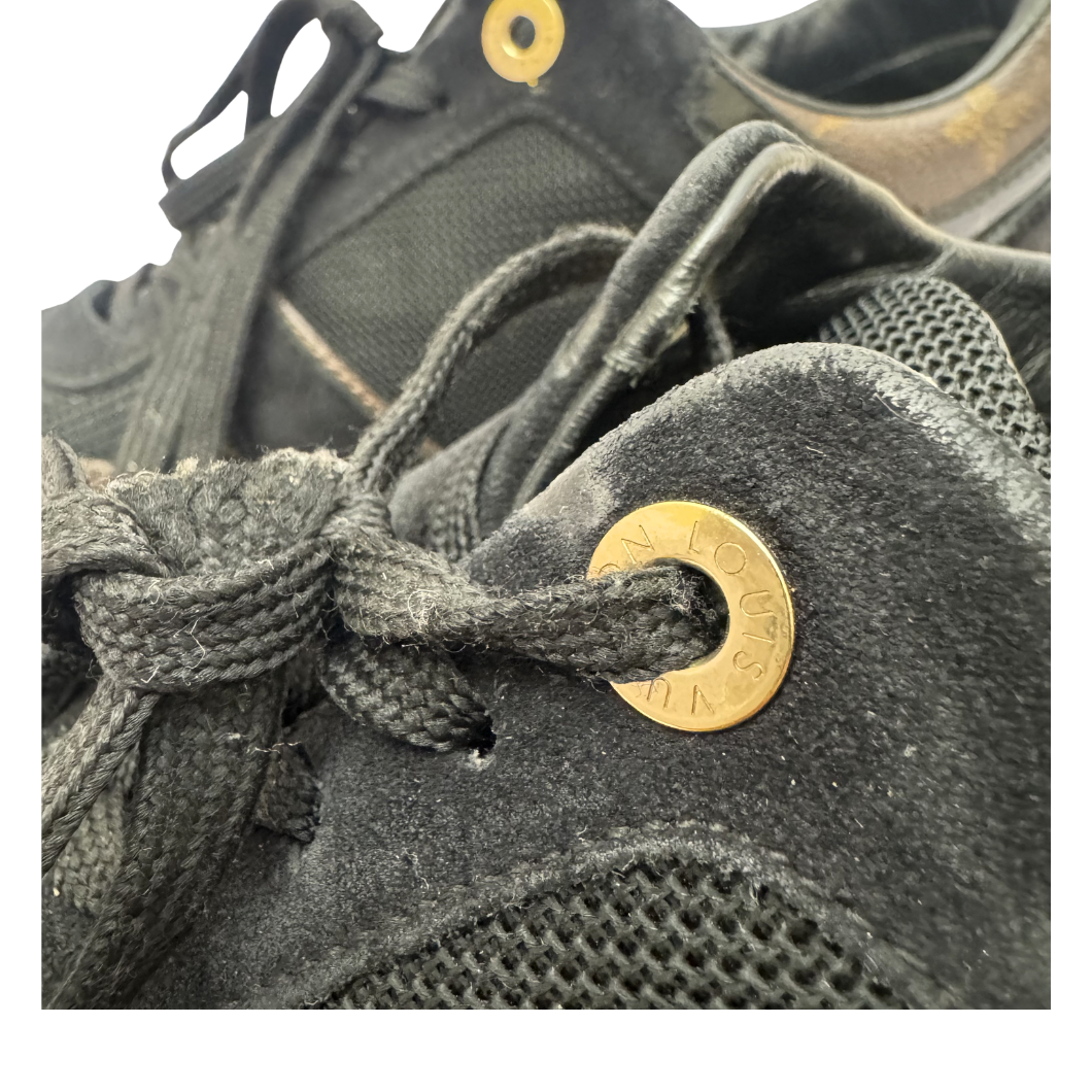 Louis Vuitton Run Away Sneakers - Size 39