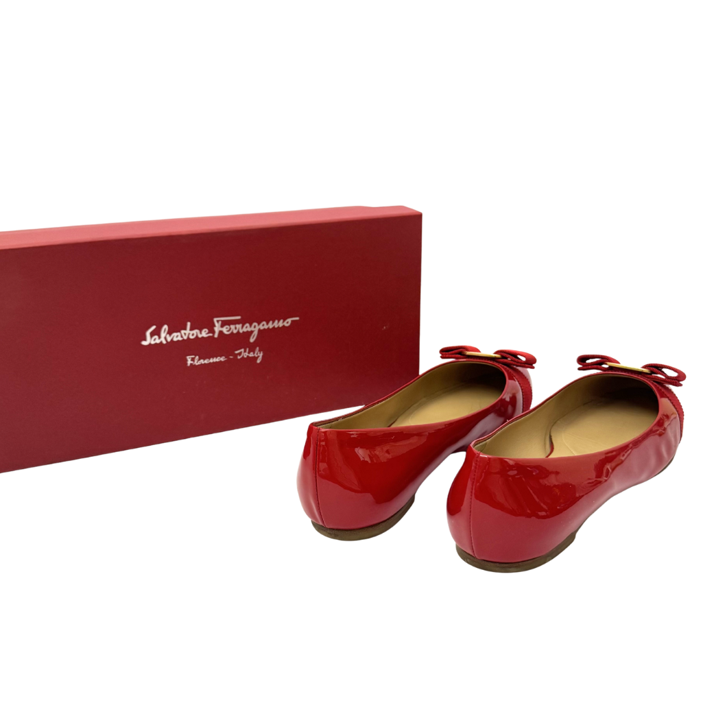 Salvatore Ferragamo Vara Bow Ballet Flats in Red Patent Leather, Size 39