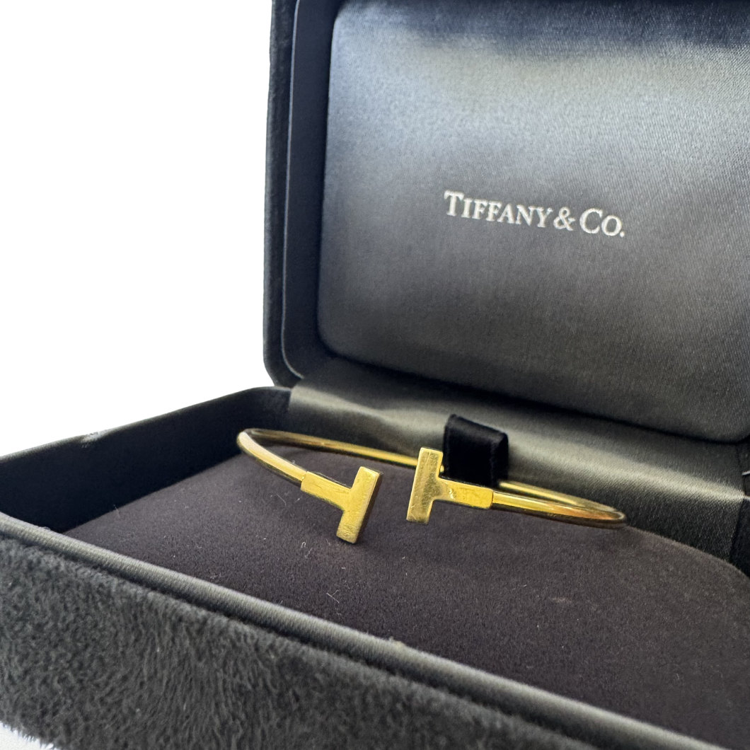 Tiffany & Co. T Wire Bracelet in 18K Yellow Gold