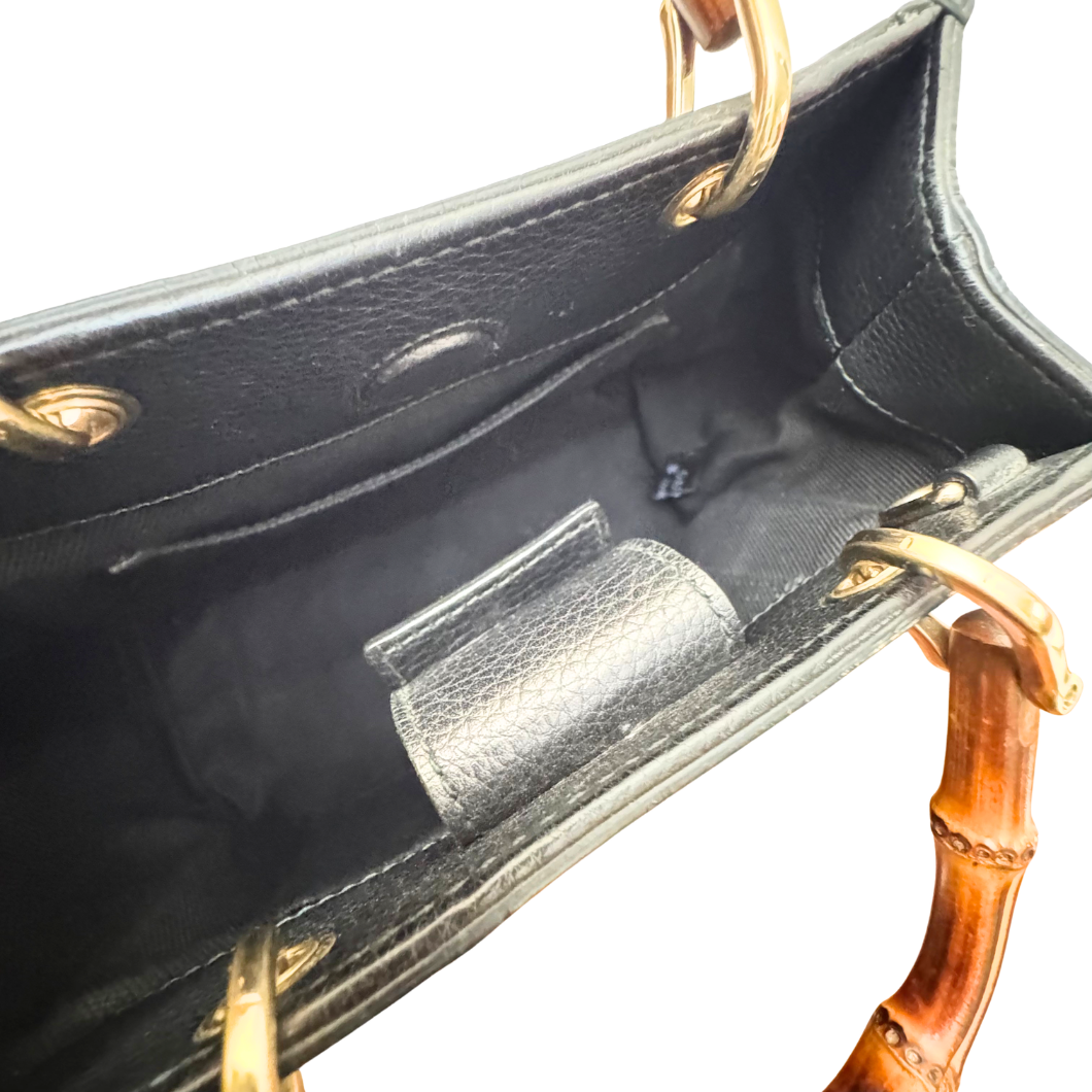 Gucci Bamboo Shopper in Black Pebbled Leather