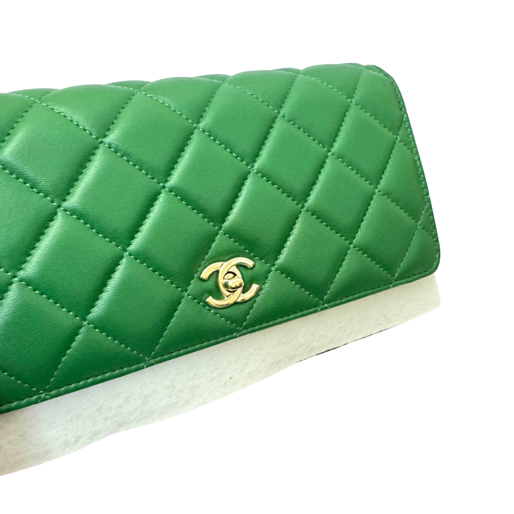 Chanel Wallet on Chain in Green Quilted Leather