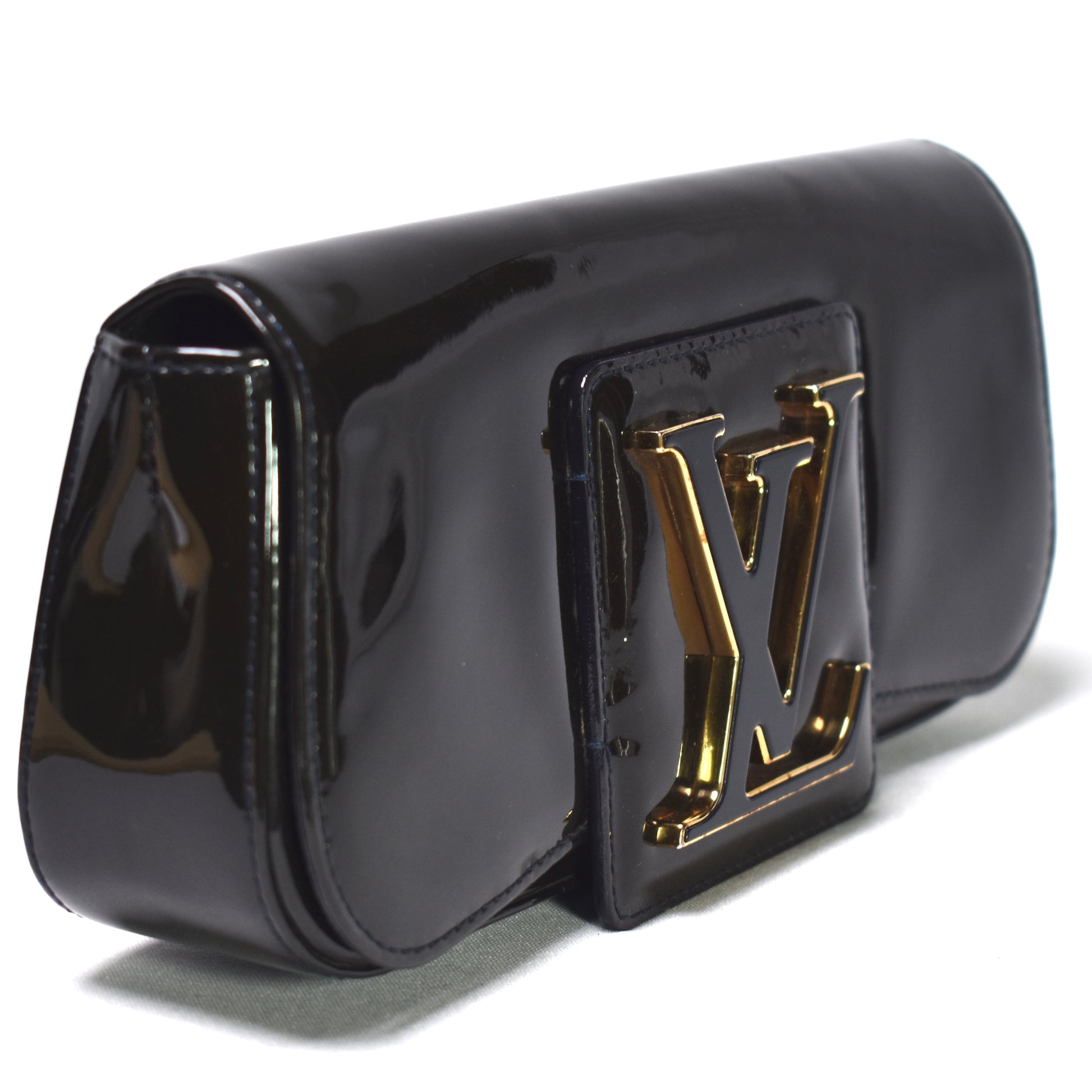 Louis Vuitton Sobe Clutch 360284