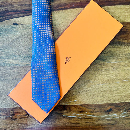 Hermès Faconnee Jacquard H Silk Tie - Orange