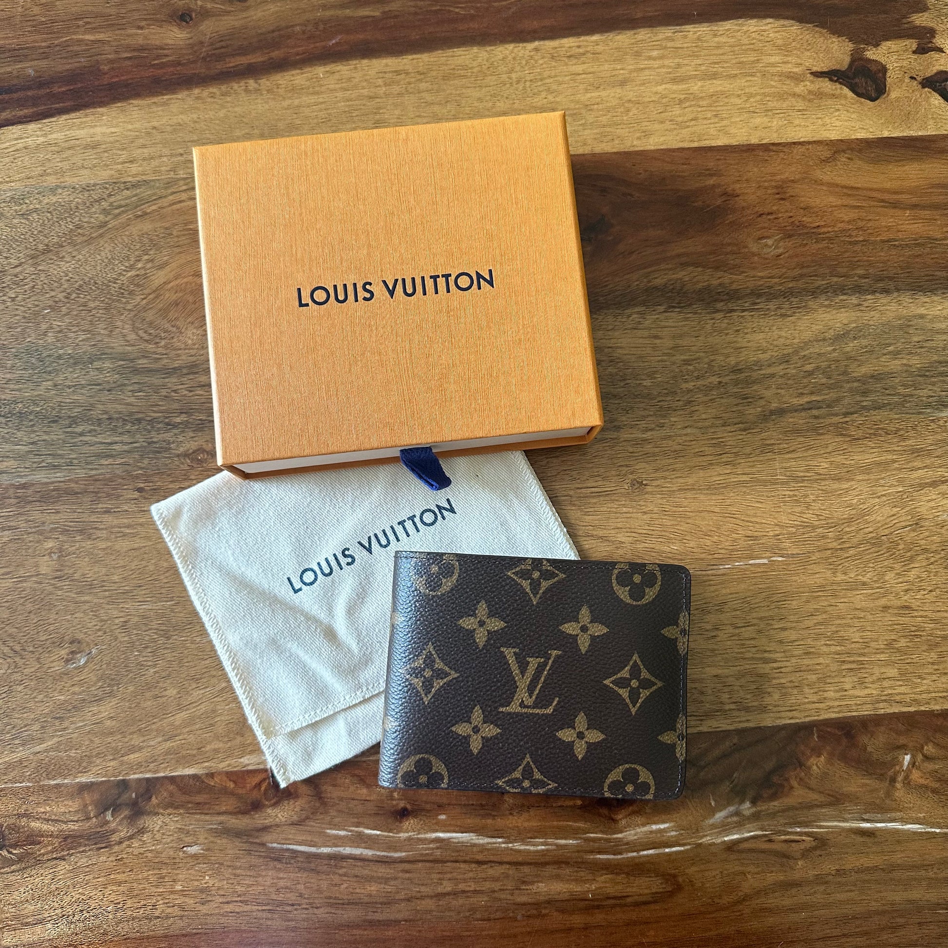 Louis Vuitton Monogram Pattern Coated Canvas Multiple Wallet