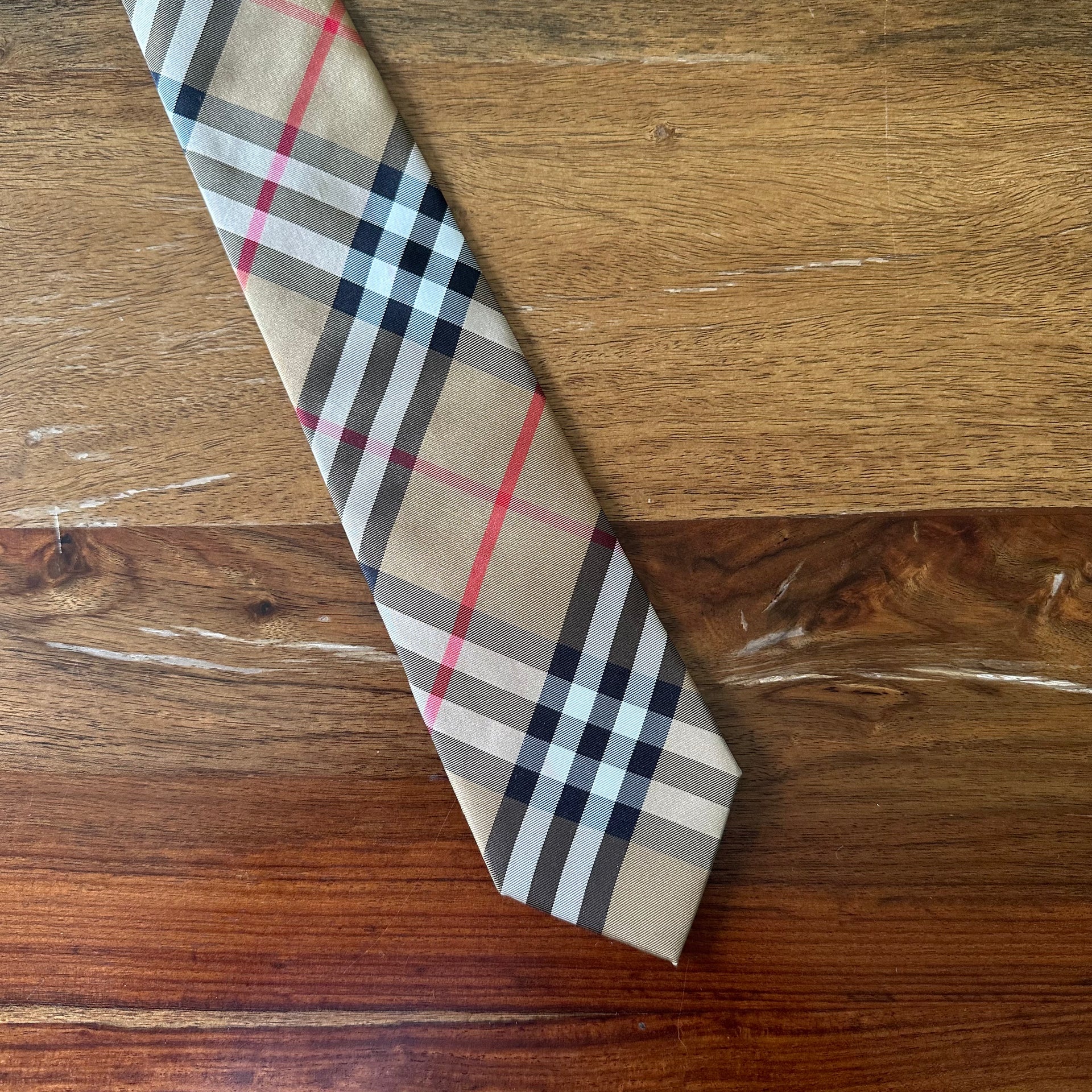 Burberry nova top check tie