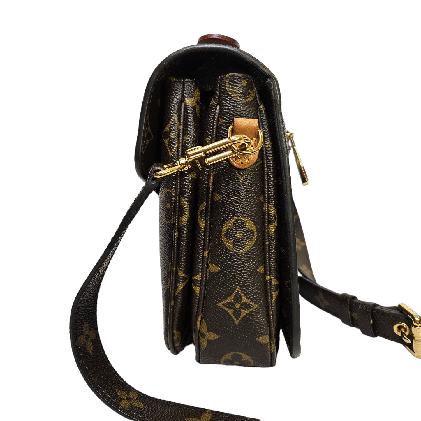 Louis Vuitton Pochette Metis in Monogram Canvas