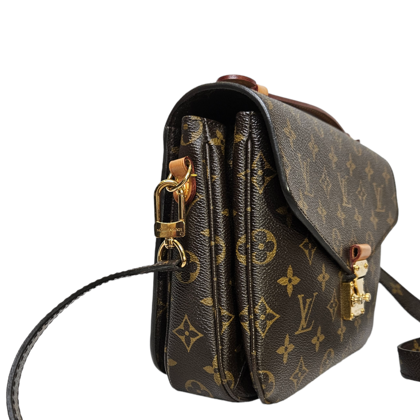 Louis Vuitton Pochette Metis in Monogram Canvas