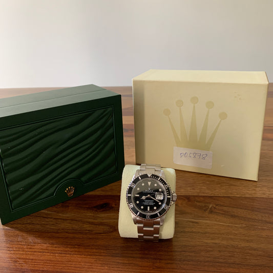 Rolex Black Stainless Steel Submariner 16610 Men’s Wristwatch